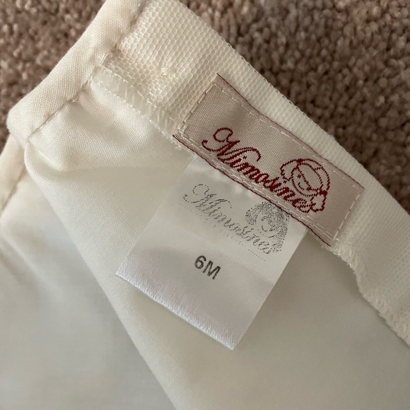 Elegant Cream Lace Baby Dress Set - Picture 4 of 4